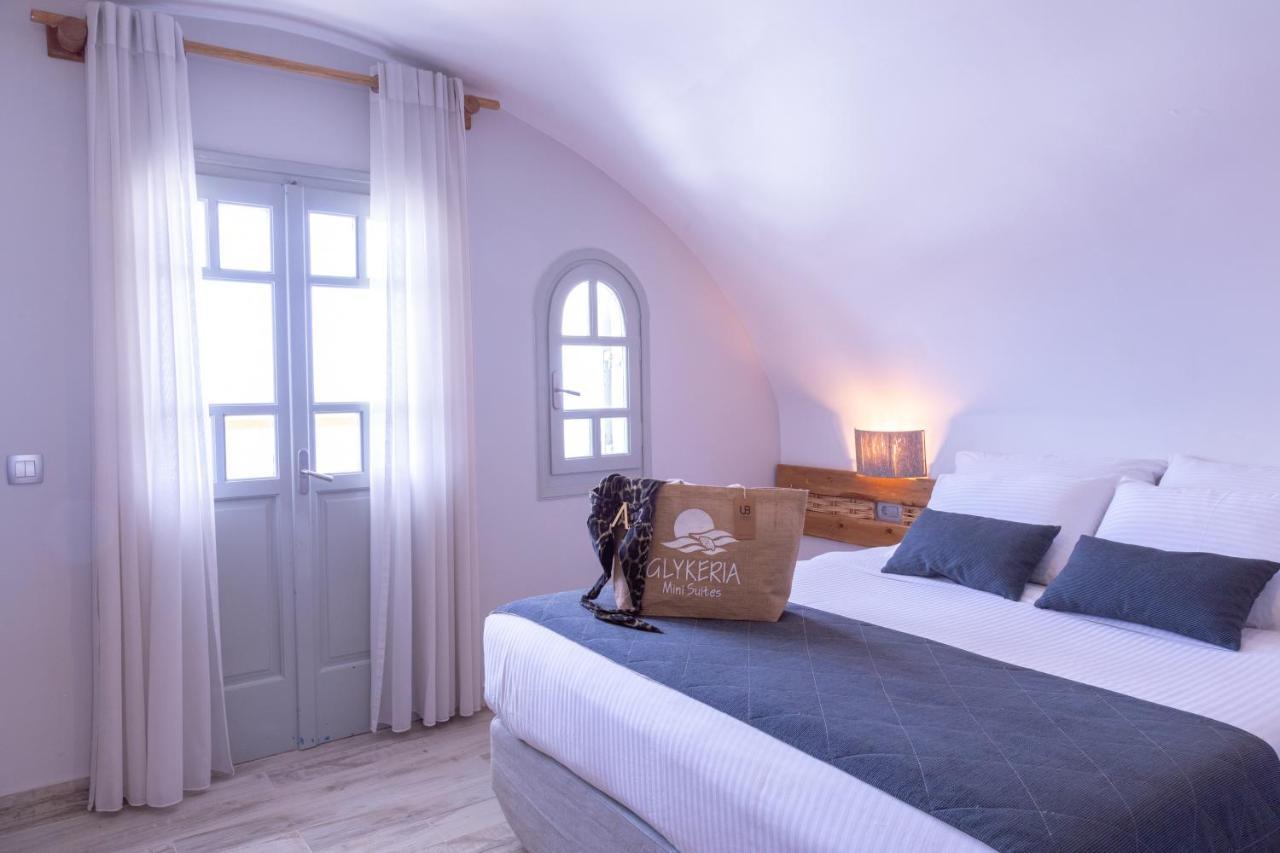 Glykeria Mini Suites Периволос Екстериор снимка