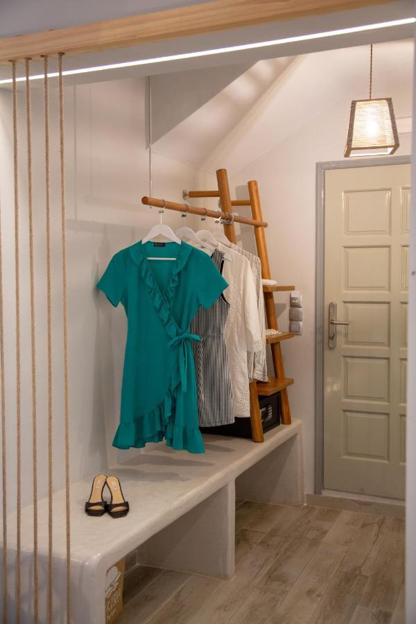 Glykeria Mini Suites Периволос Екстериор снимка
