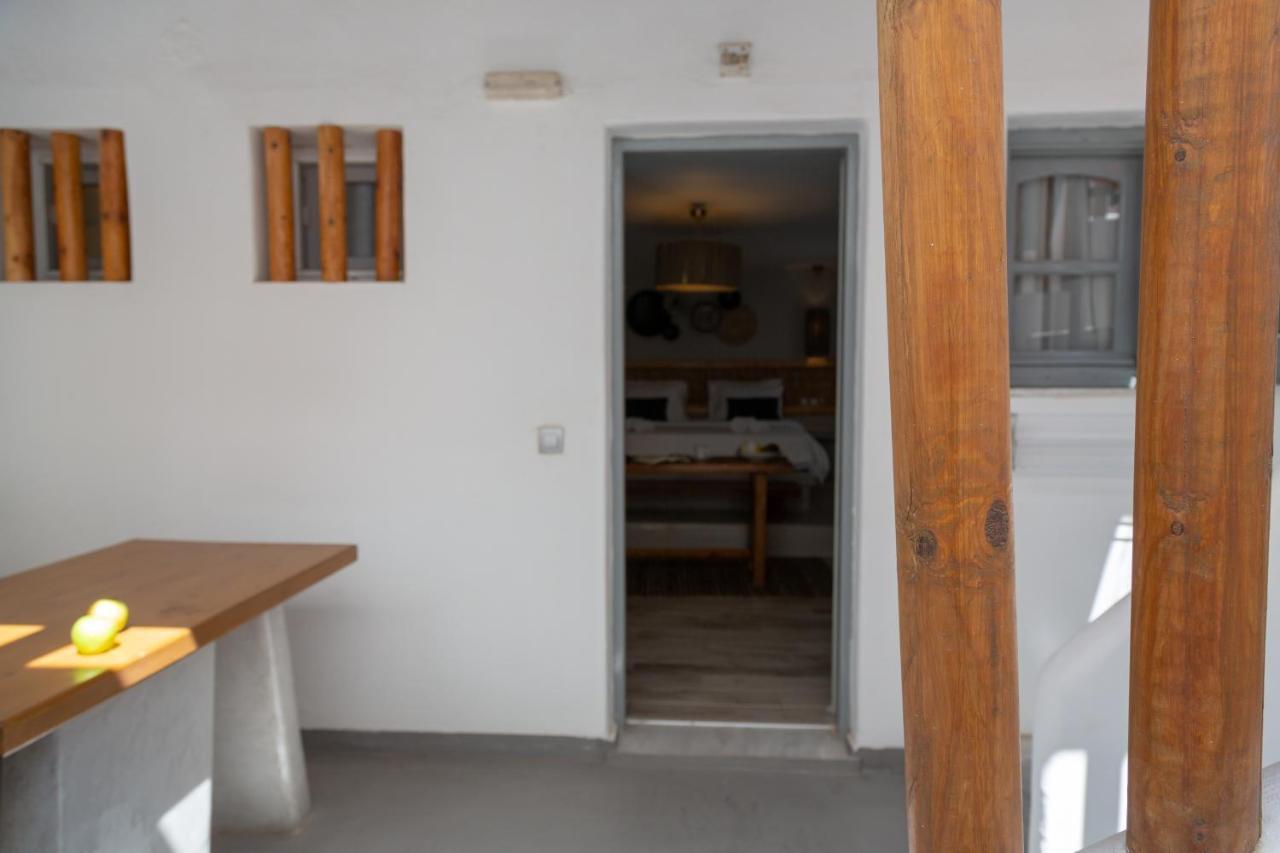 Glykeria Mini Suites Периволос Екстериор снимка